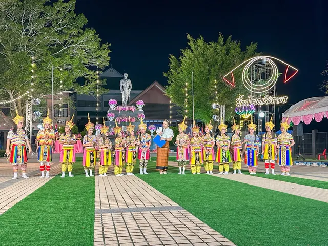 การแสดงนาฏศิลป์ไทยของนักเรียน