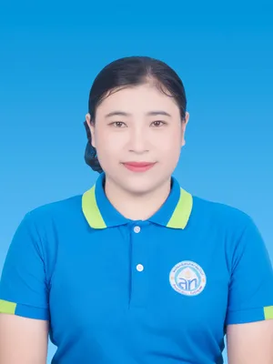 นางอภิชญา จันทพันธ์ - ครูผู้สอนระดับปฐมวัย