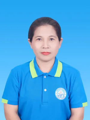 นางสาวิตรี ศักดิ์แสง - ครูผู้สอนระดับปฐมวัย